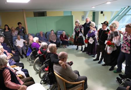 Obisk v Domu upokojencev Domžale_arhiv